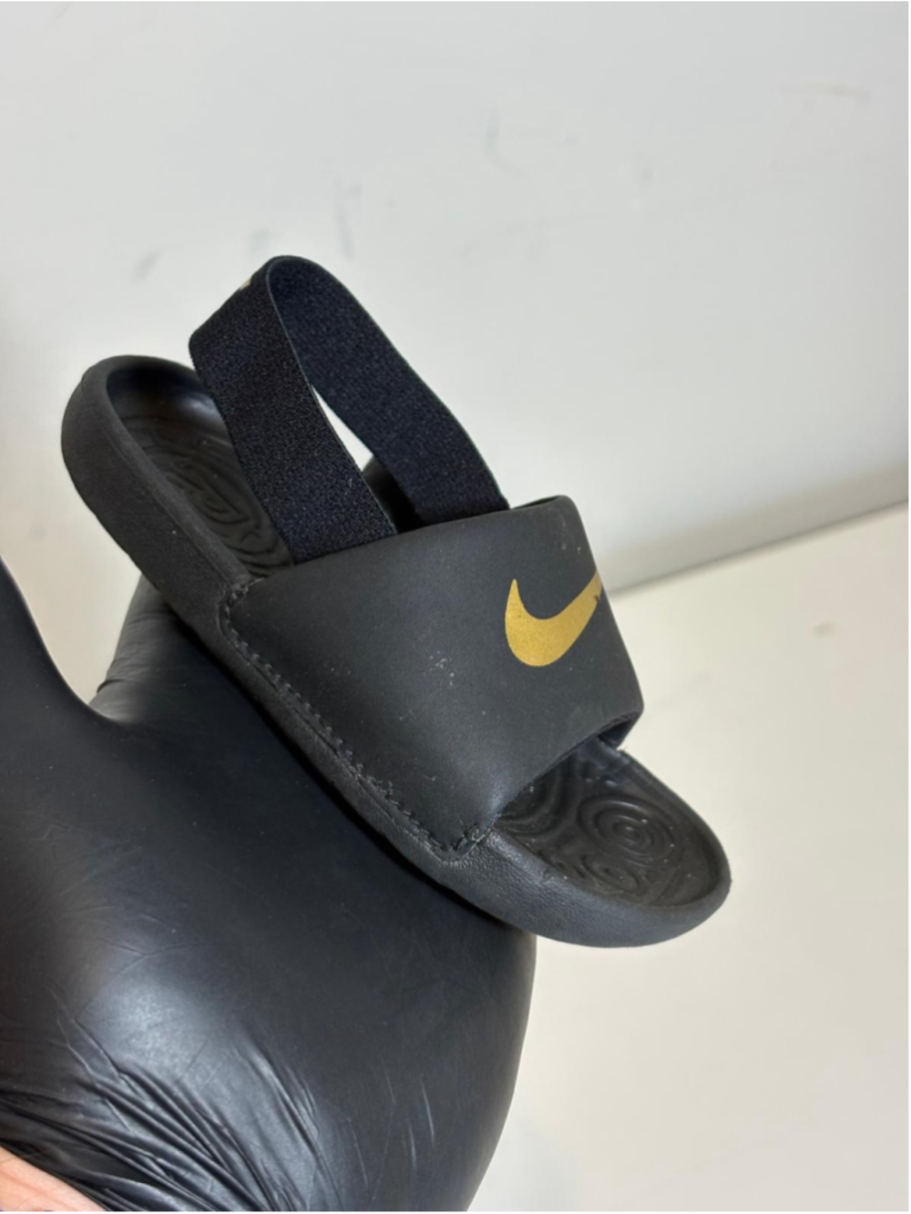 Nike Kawa Slide TD Black Metallic Gold Toddler Size 7C BV1094-003 #F